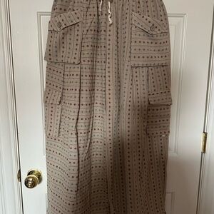 Oli & Hali - Beige and Red embroidered flowers - wide leg pants NWOT